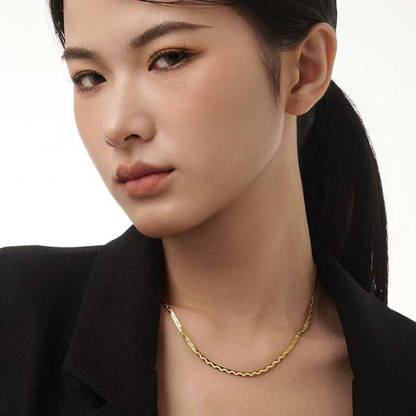 Rocky Gold Plated Necklace for Bold Statement
